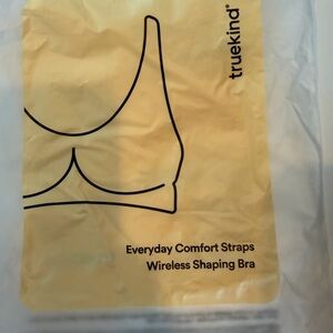 Shapermint Everyday Comfort Wireless Shaping Bra - Cream